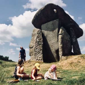 trethevy quoit south east cornwall